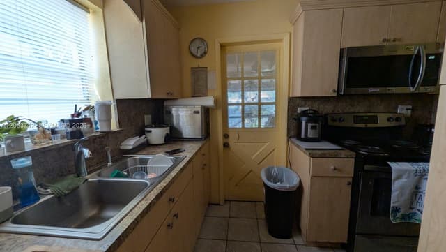 1655 SW 20th St, Miami FL 33145 - Miami, FL - Photo 6