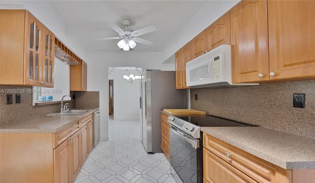 7100 NW 66th Ter, Tamarac FL 33321 - Tamarac, FL - Photo 5