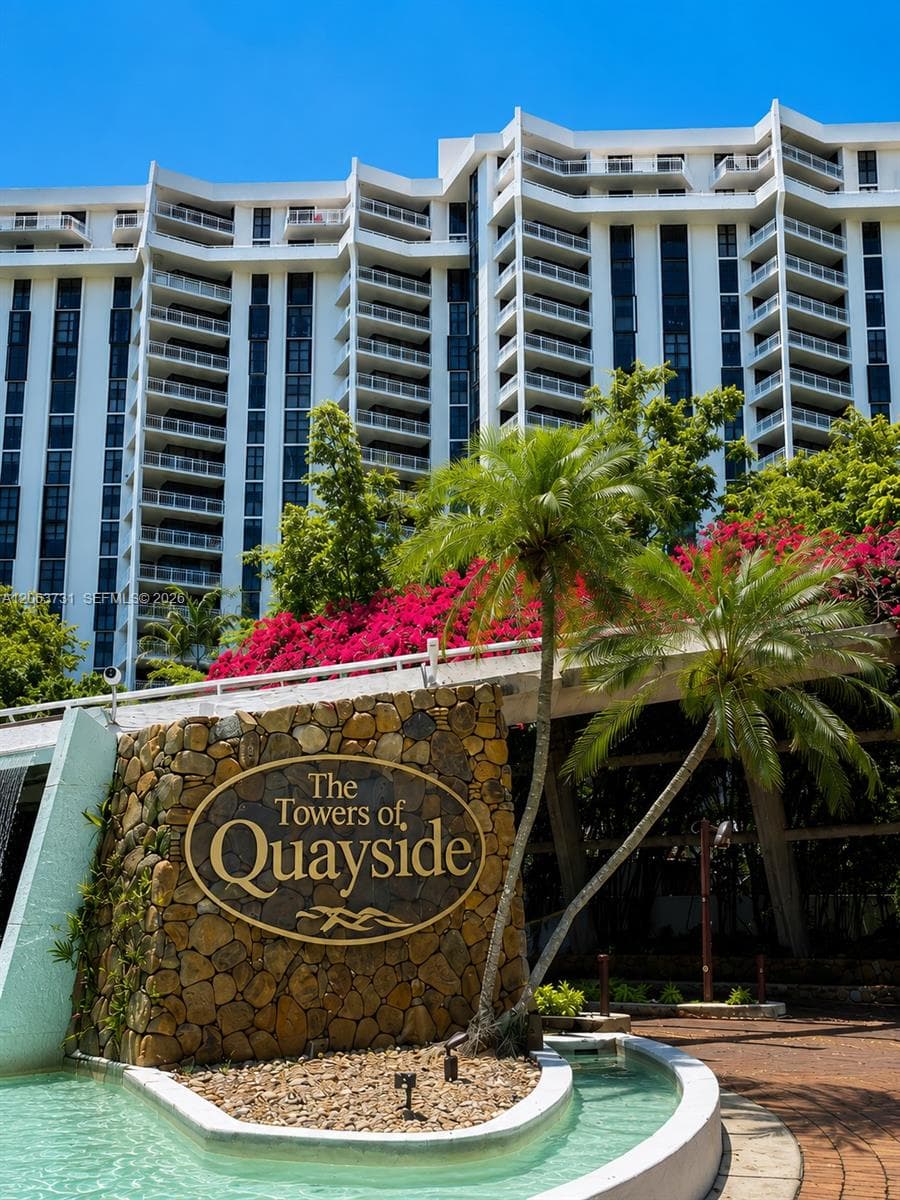 4000 Towerside Ter # 301, Miami FL 33138