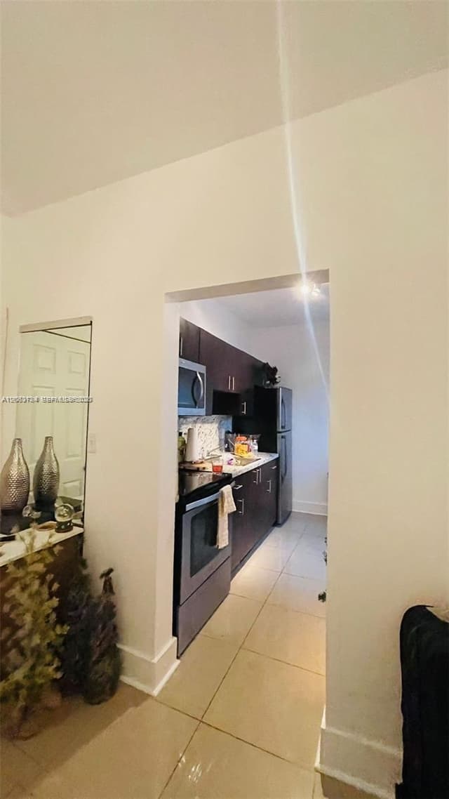 876 SW 2nd St, Miami FL 33130 - Miami, FL - Photo 5