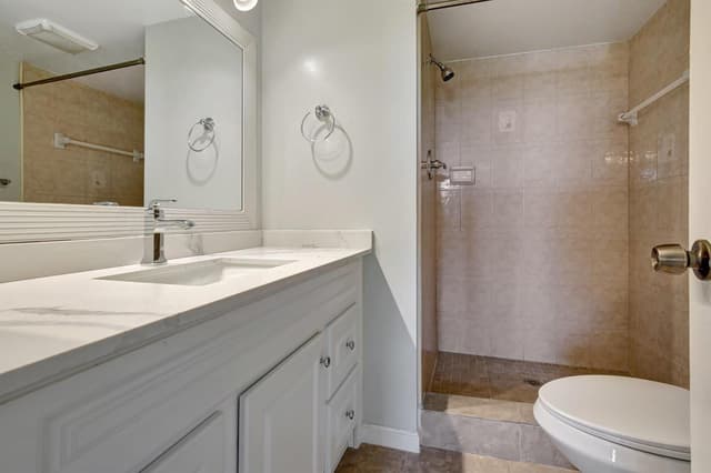 8225 Sunrise Lakes Boulevard # 303, Sunrise FL 33322 - Sunrise, FL - Photo 4