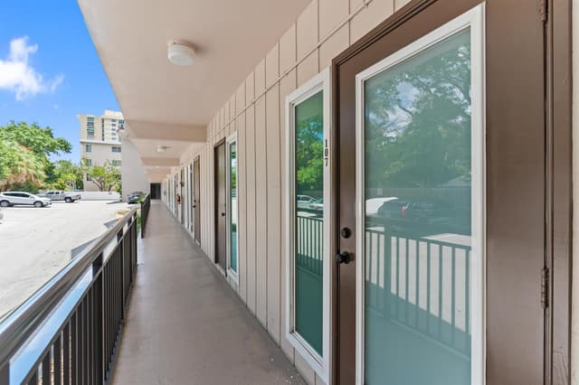 1967 S Ocean Boulevard # 107, Lauderdale By The Sea FL 33062 - Lauderdale By The Sea, FL - Photo 3