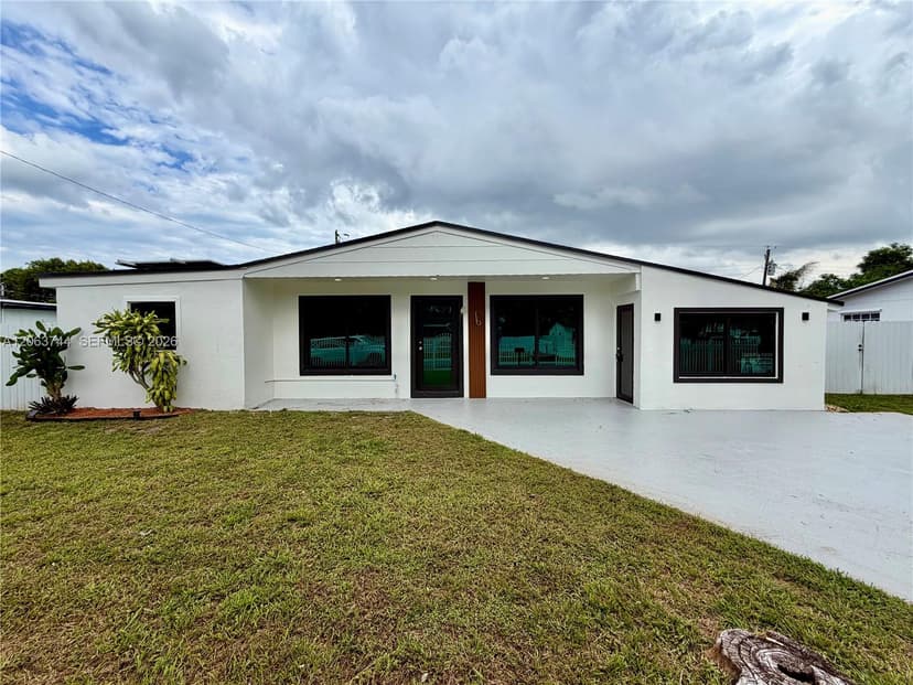 2310 NW 208th St, Miami Gardens FL 33056