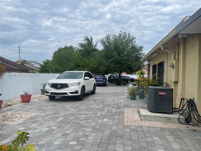 20764 NW 31st Ave, Miami Gardens FL 33056 - Miami Gardens, FL - Photo 7