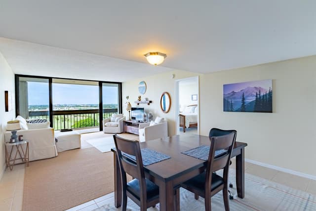 2400 PRESIDENTIAL Way # 1505, West Palm Beach FL 33401 - West Palm Beach, FL - Photo 5