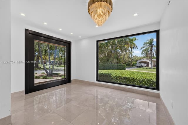 8880 SW 149th St, Palmetto Bay FL 33176 - Palmetto Bay, FL - Photo 5