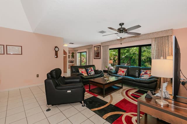 4961 SW 94TH Avenue, Cooper City FL 33328 - Cooper City, FL - Photo 7
