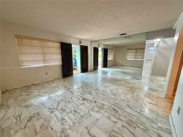 320 NW 61st Ave, Miami FL 33126 - Miami, FL - Photo 5