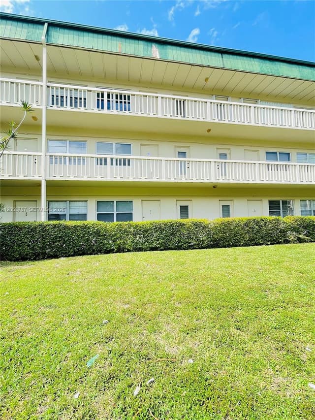 1420 Atlantic Shores Blvd # 130, Hallandale Beach FL 33009 - Hallandale Beach, FL - Photo 2