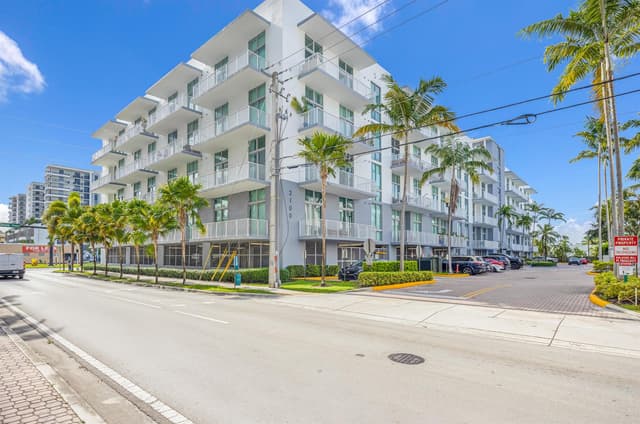 2100 VAN BUREN Street # 206, Hollywood FL 33020 - Hollywood, FL - Photo 2