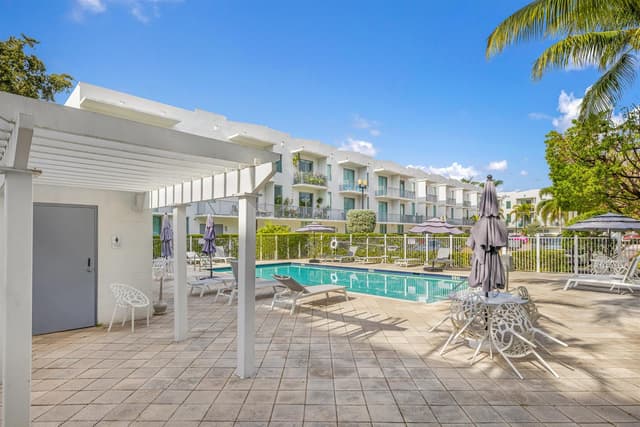 2100 VAN BUREN Street # 206, Hollywood FL 33020 - Hollywood, FL - Photo 4