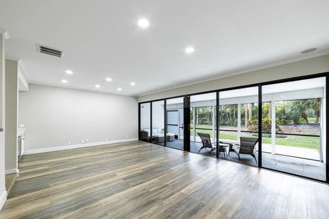 2517 Presidential Way # B, West Palm Beach FL 33401 - West Palm Beach, FL - Photo 2