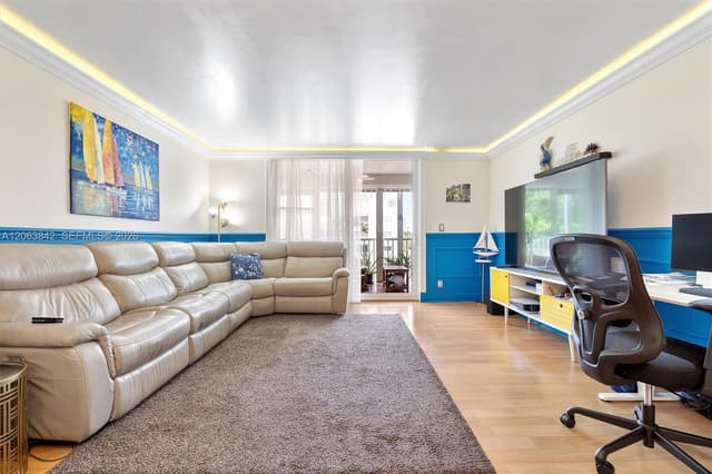 1000 NE 12th Ave # 408, Hallandale Beach FL 33009 - Hallandale Beach, FL - Photo 3