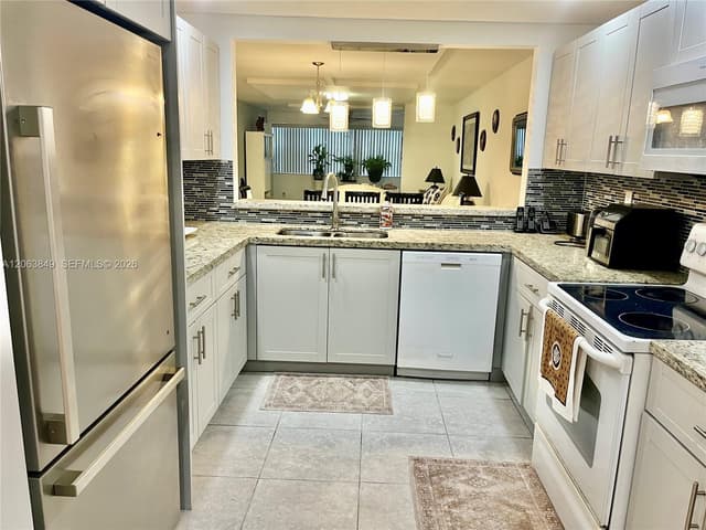 2901 N Nob Hill Rd # 107, Sunrise FL 33322 - Sunrise, FL - Photo 2