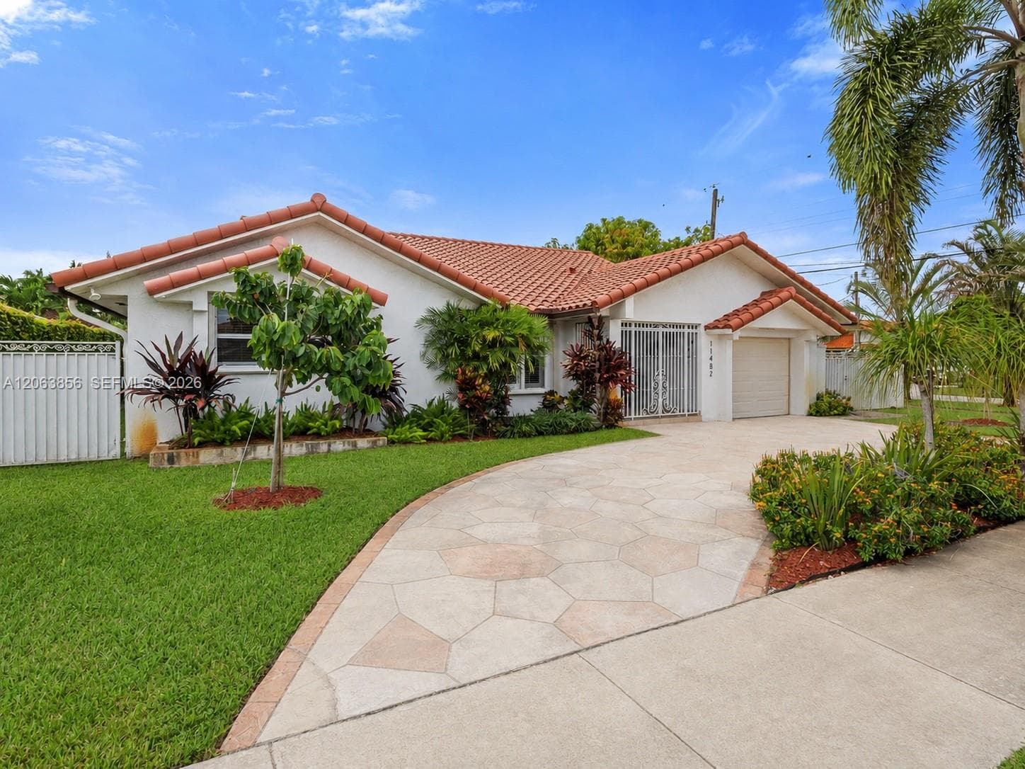 11482 SW 28th Ter, Miami FL 33165 - Miami, FL - Photo 1