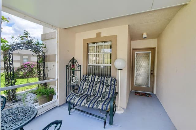 9244 Flynn #4 Circle, Boca Raton FL 33496 - Boca Raton, FL - Photo 4