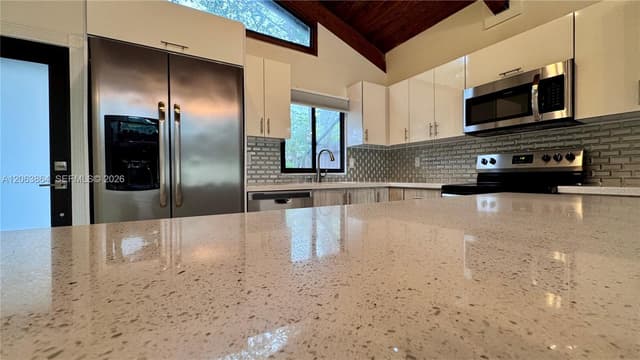 11344 SW 112th Cir Ln S, Miami FL 33176 - Miami, FL - Photo 4
