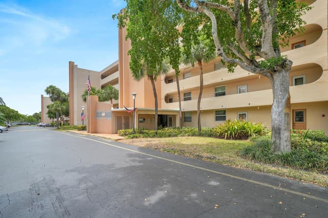 6461 NW 2nd Avenue # 509, Boca Raton FL 33487 - Boca Raton, FL - Photo 2