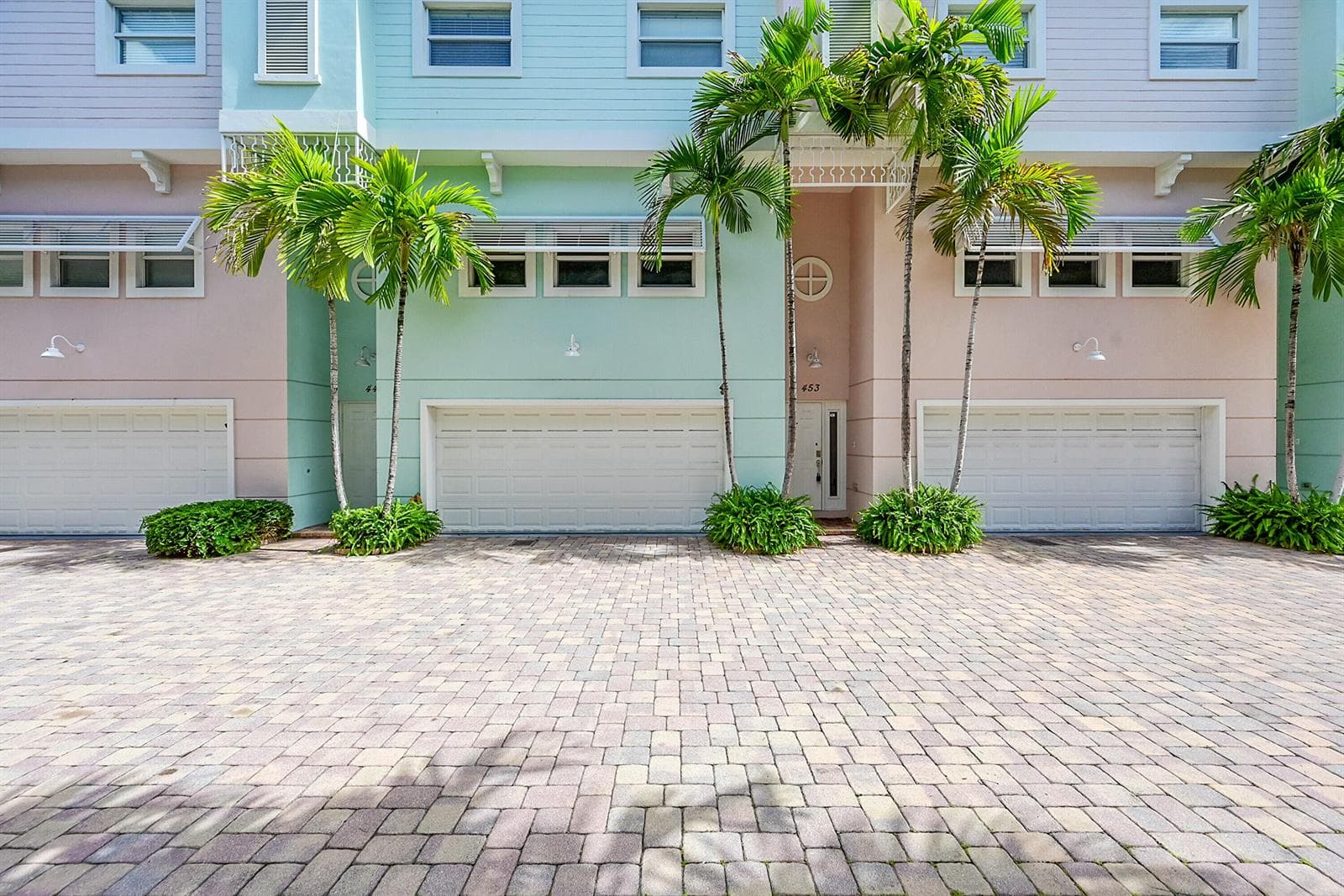 453 NE 1ST Street, Pompano Beach FL 33060 - Pompano Beach, FL - Photo 1