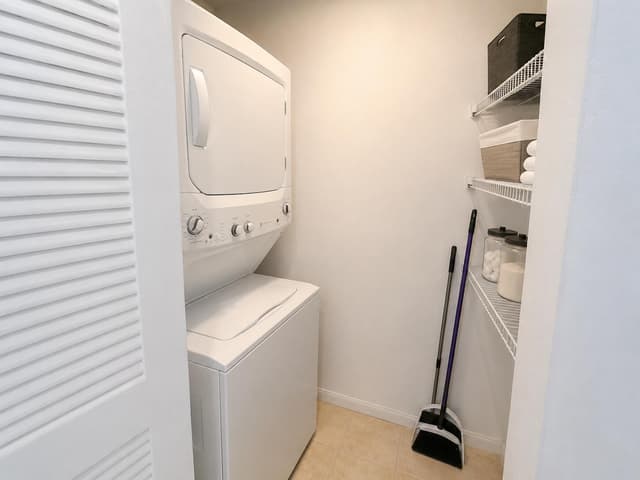 3271 Sabal Palm Manor # 106, Hollywood FL 33024 - Hollywood, FL - Photo 6