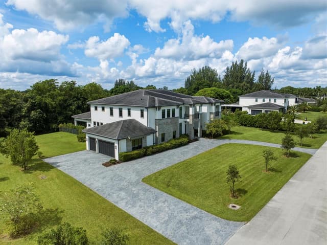 17130 Magnolia Estates Drive, Southwest Ranches FL 33331 - Southwest Ranches, FL - Photo 3