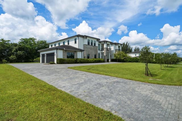 17130 Magnolia Estates Drive, Southwest Ranches FL 33331 - Southwest Ranches, FL - Photo 4