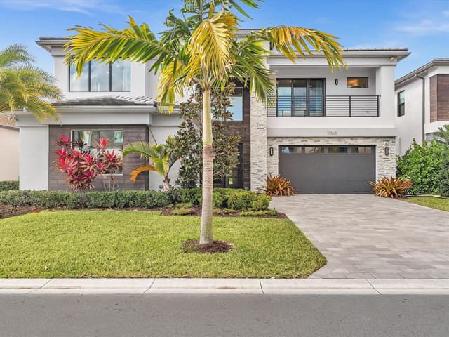 17065 Rainbow Fls Trail, Boca Raton FL 33496 - Boca Raton, FL - Photo 2