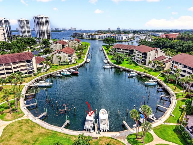 1149 Marine Way E, North Palm Beach FL 33408 - North Palm Beach, FL - Photo 2