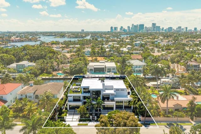 725 Poinciana Dr, Fort Lauderdale FL 33301 - Fort Lauderdale, FL - Photo 3