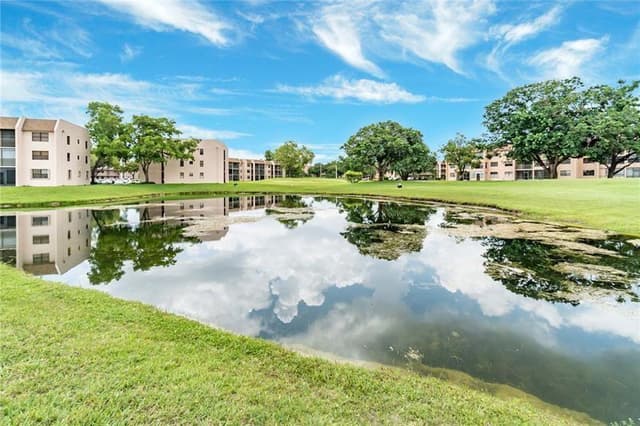 2793 NW 104th Avenue # 101, Sunrise FL 33322 - Sunrise, FL - Photo 2