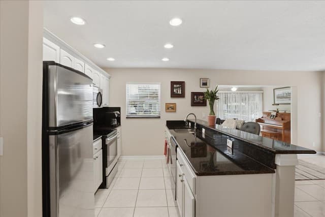 1172 S Drive Circle # B, Delray Beach FL 33445 - Delray Beach, FL - Photo 6