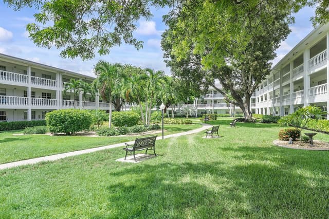 5208 NE 24TH Terrace # F124, Fort Lauderdale FL 33308 - Fort Lauderdale, FL - Photo 2