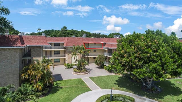 5560 Tamberlane Circle # 324, Palm Beach Gardens FL 33418 - Palm Beach Gardens, FL - Photo 2
