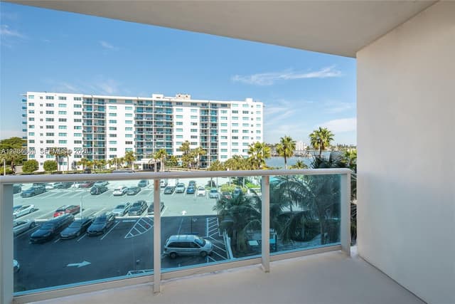 7501 E Treasure Dr # 7H, North Bay Village FL 33141 - North Bay Village, FL - Photo 2