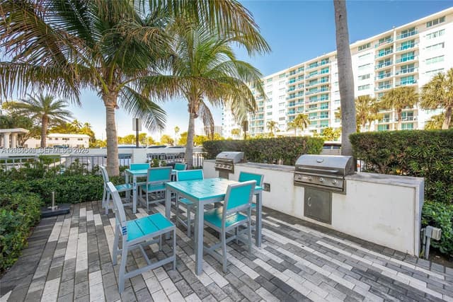 7501 E Treasure Dr # 7H, North Bay Village FL 33141 - North Bay Village, FL - Photo 3