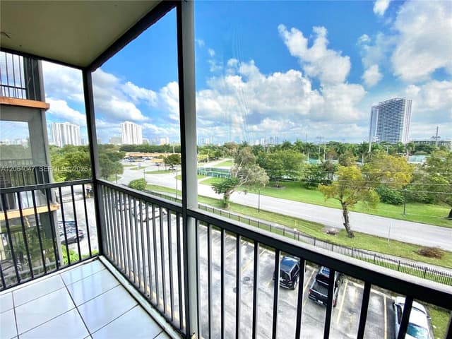 16950 DIXIE # A536, North Miami Beach FL 33160 - North Miami Beach, FL - Photo 6