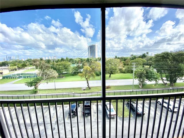16950 DIXIE # A536, North Miami Beach FL 33160 - North Miami Beach, FL - Photo 7