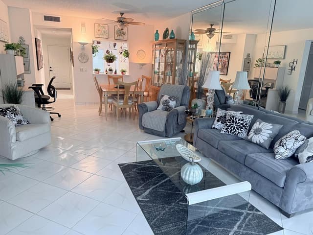 6241 POINTE REGAL Circle # 404, Delray Beach FL 33484 - Delray Beach, FL - Photo 3