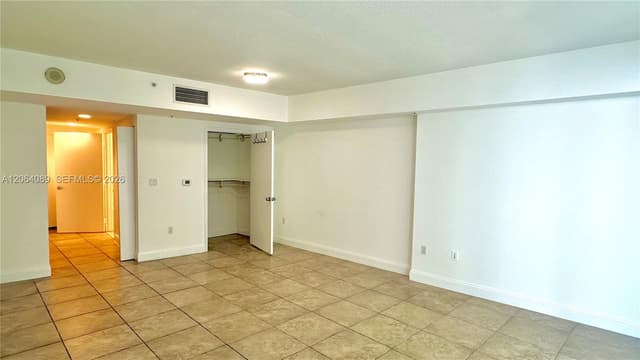 1750 N Bayshore Dr # 2607, Miami FL 33132 - Miami, FL - Photo 5