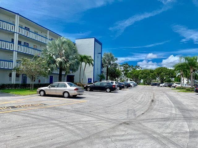 1049 Lincoln C, Boca Raton FL 33434
