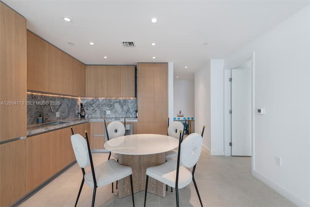 500 Alton Rd # 1204, Miami Beach FL 33139 - Miami Beach, FL - Photo 2