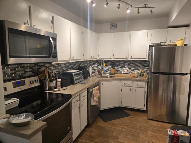 659 W Oakland Park Boulevard # 108C, Oakland Park FL 33311 - Oakland Park, FL - Photo 2