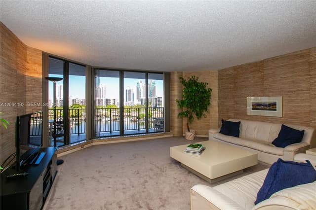 300 Three Islands Blvd # 406, Hallandale Beach FL 33009 - Hallandale Beach, FL - Photo 4
