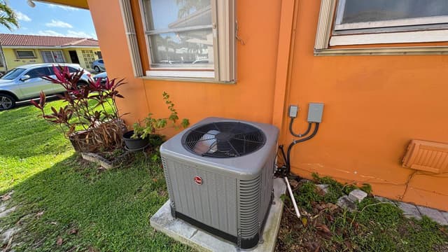 4511 NW 45TH Court, Tamarac FL 33319 - Tamarac, FL - Photo 3