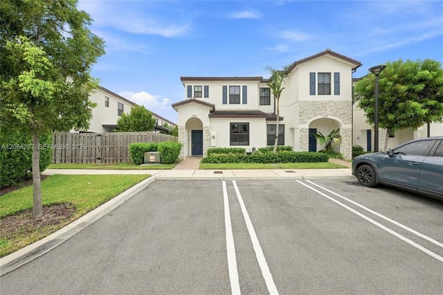 12957 SW 232nd Ln, Homestead FL 33170 - Homestead, FL - Photo 2