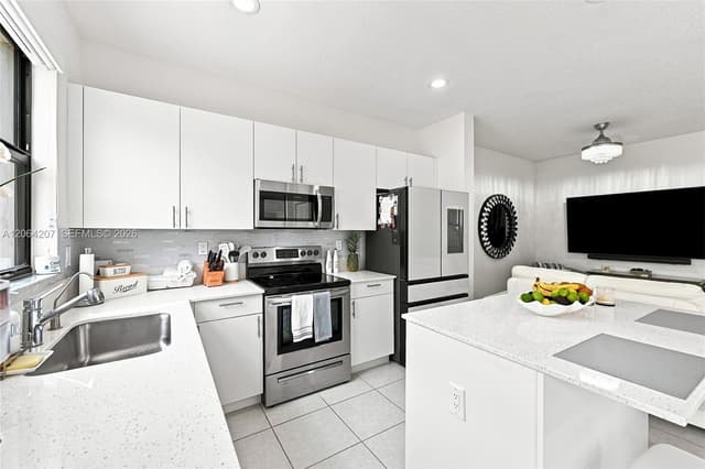 12957 SW 232nd Ln, Homestead FL 33170 - Homestead, FL - Photo 6