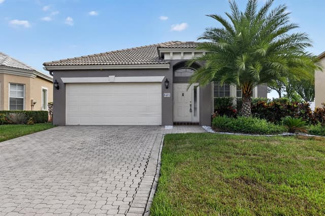 8481 Vía D Oro, Boca Raton FL 33433 - Boca Raton, FL - Photo 2