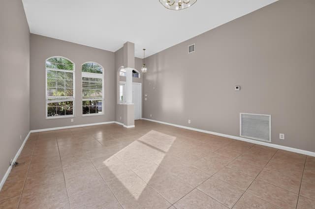 8481 Vía D Oro, Boca Raton FL 33433 - Boca Raton, FL - Photo 5