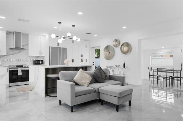 315 NW 106th ST, Miami FL 33150 - Miami, FL - Photo 6