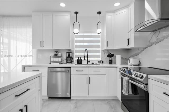 315 NW 106th ST, Miami FL 33150 - Miami, FL - Photo 7